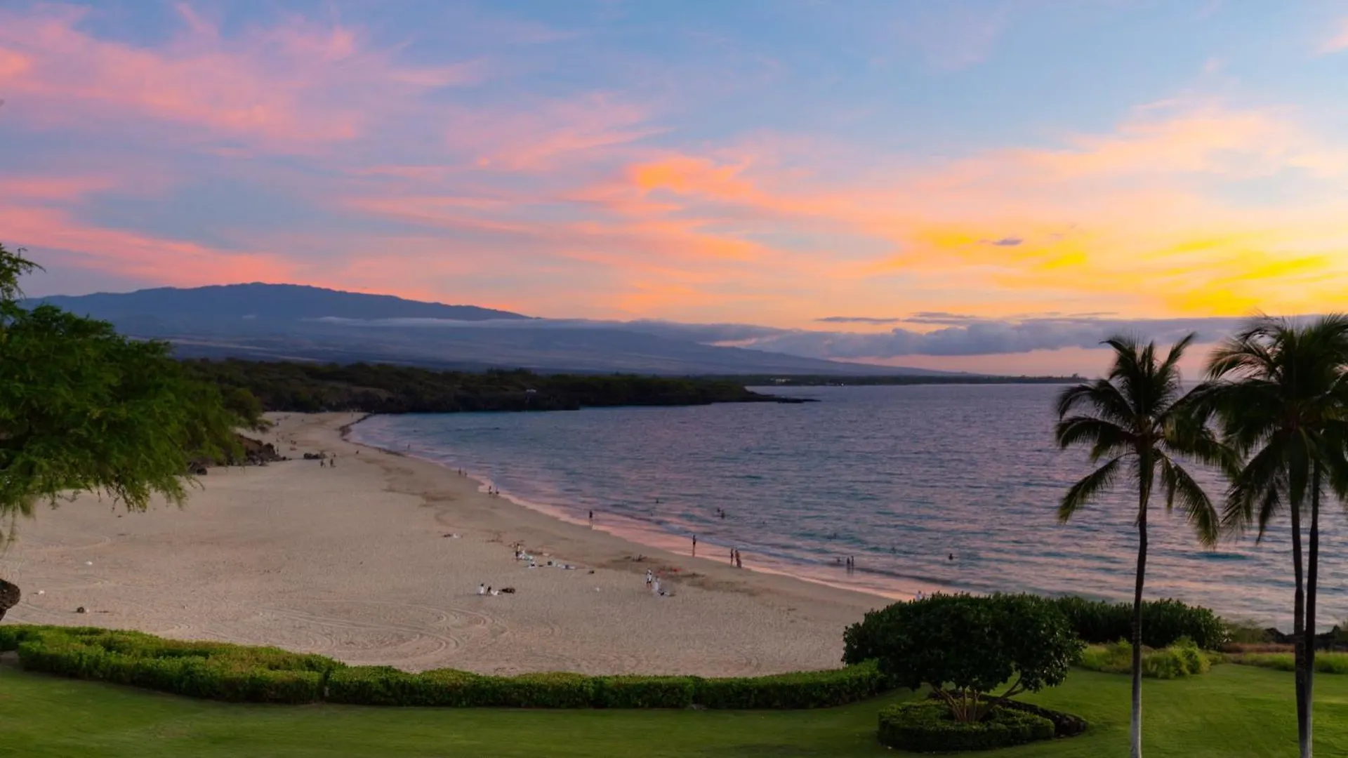 Islands Pearl Modern Islands At Mauna Lani With Three Masters Bikes Waikoloa 0*,  United States